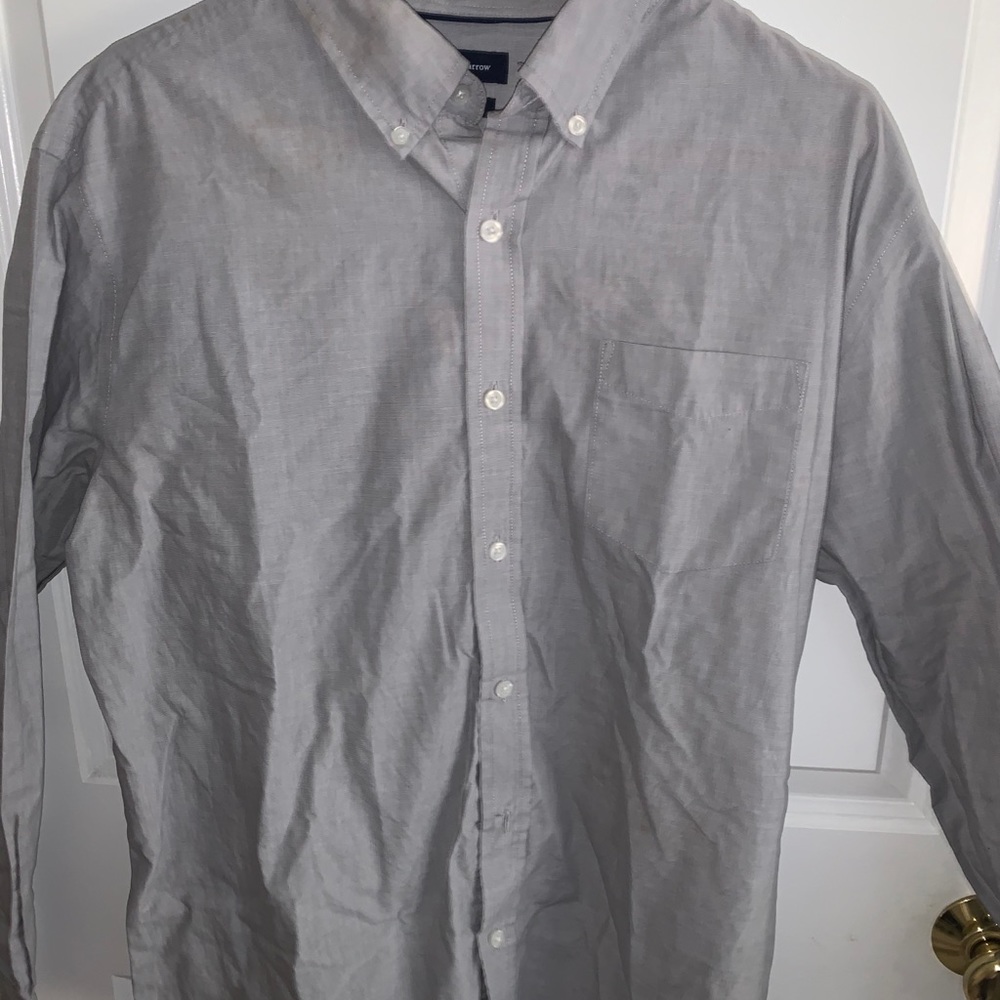 Men’s collared shirt
